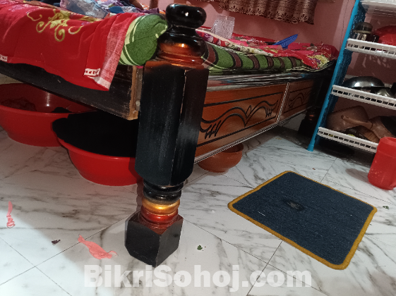 ৫ হাত ৬ হাত খাট